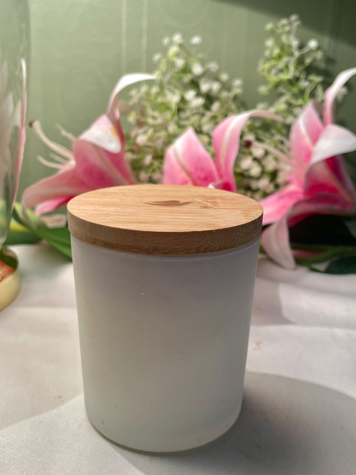 Dove Frosted Crystal Candle Jar with Wooden Lid