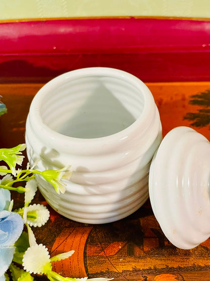 White Ribbed Ceramic Lidded Honey Jar – 4 Inch