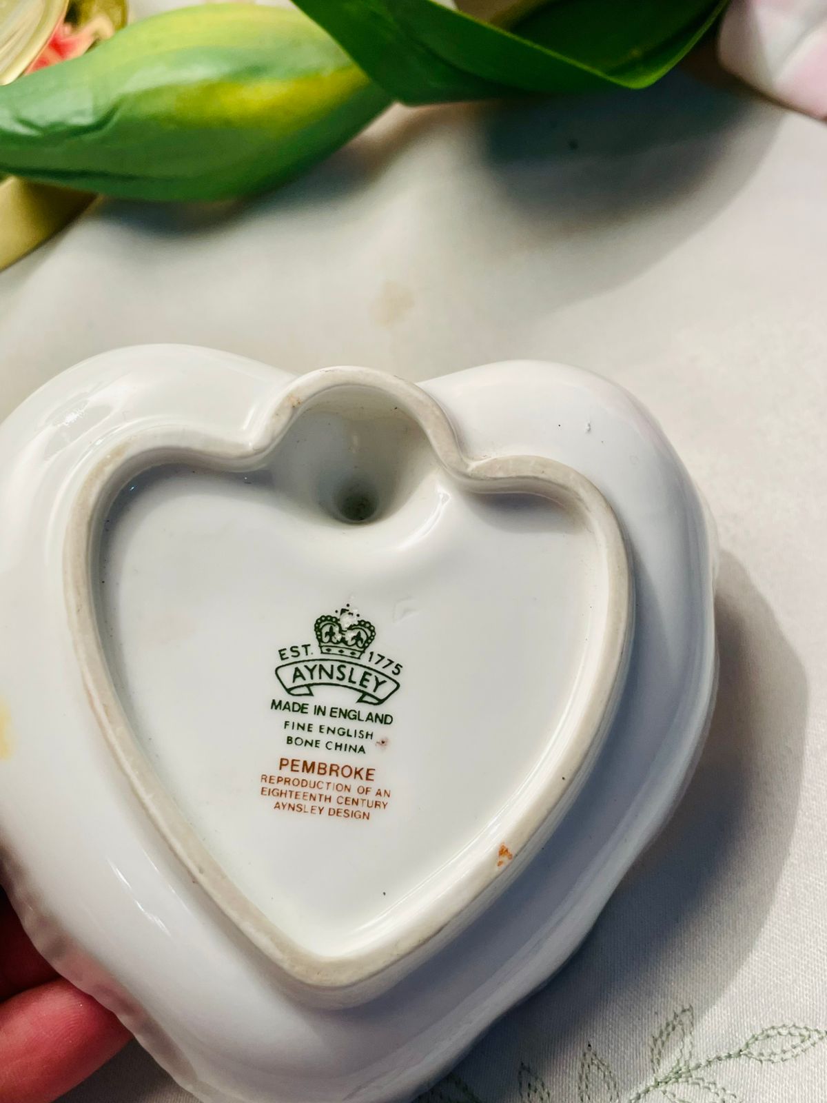 Aynsley Pembroke Fine Bone China Heart Ring Dish 10cm