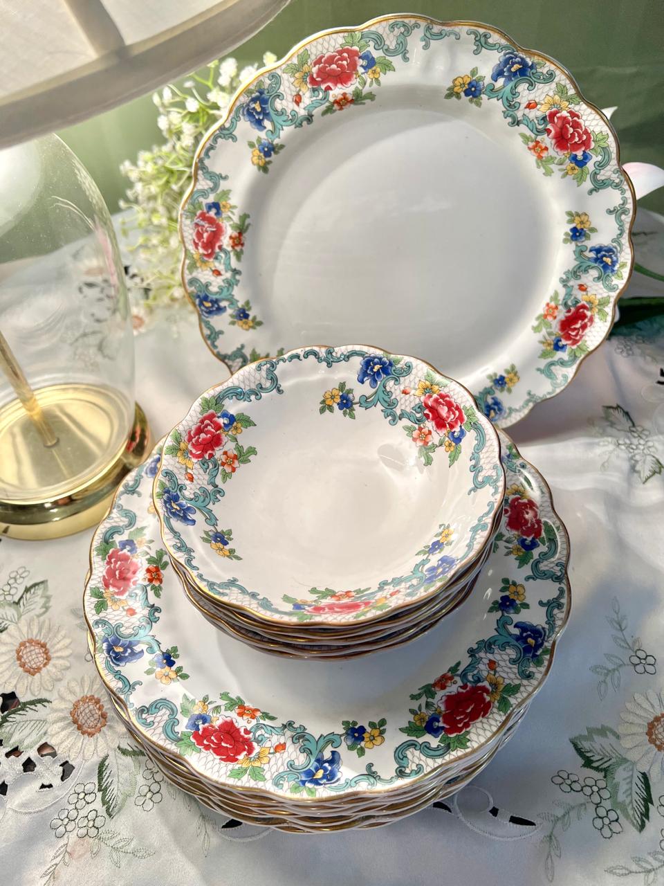 England Floral Dinnerware Set 14 pcs– Made in England