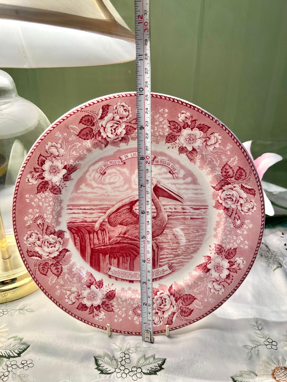Johnson Bros Old Bill Pelican Louisiana Wall Plate – 10 in