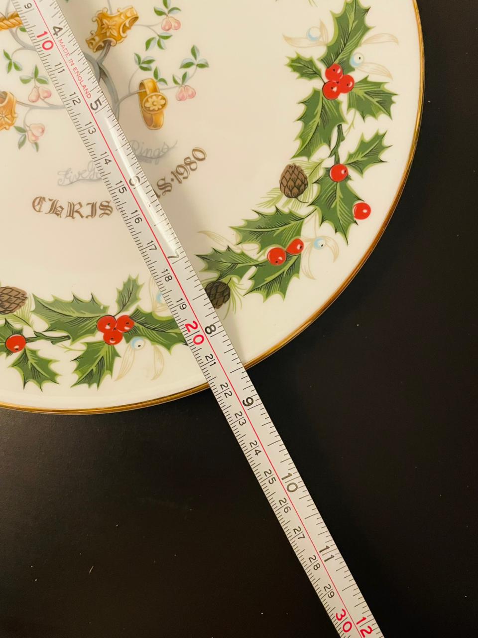 Royal Grafton Twelve Days of Christmas Plates Set of 2