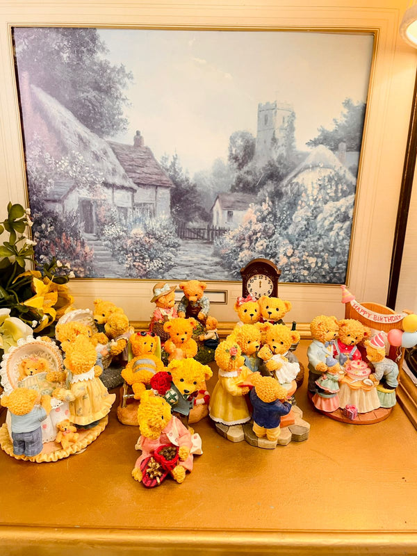 Avon Lovable Teddies Figurine Family Vintage Decor