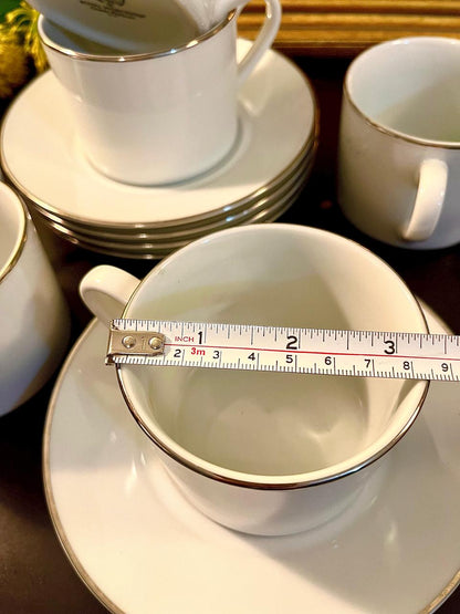 Royal Worcester Fine Bone China Tea Cup & Saucer Set – 5 Pieces