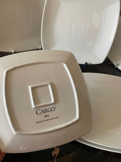 Set of 8 Cargo Arc Square Medium Plates – Minimalist White