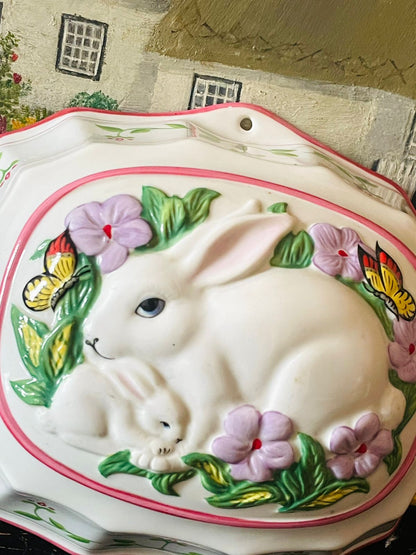 Le Cordon Bleu x The Franklin Mint 1986 – “Mother & Baby Rabbit” 3D Relief Wall Plaque Ceramic