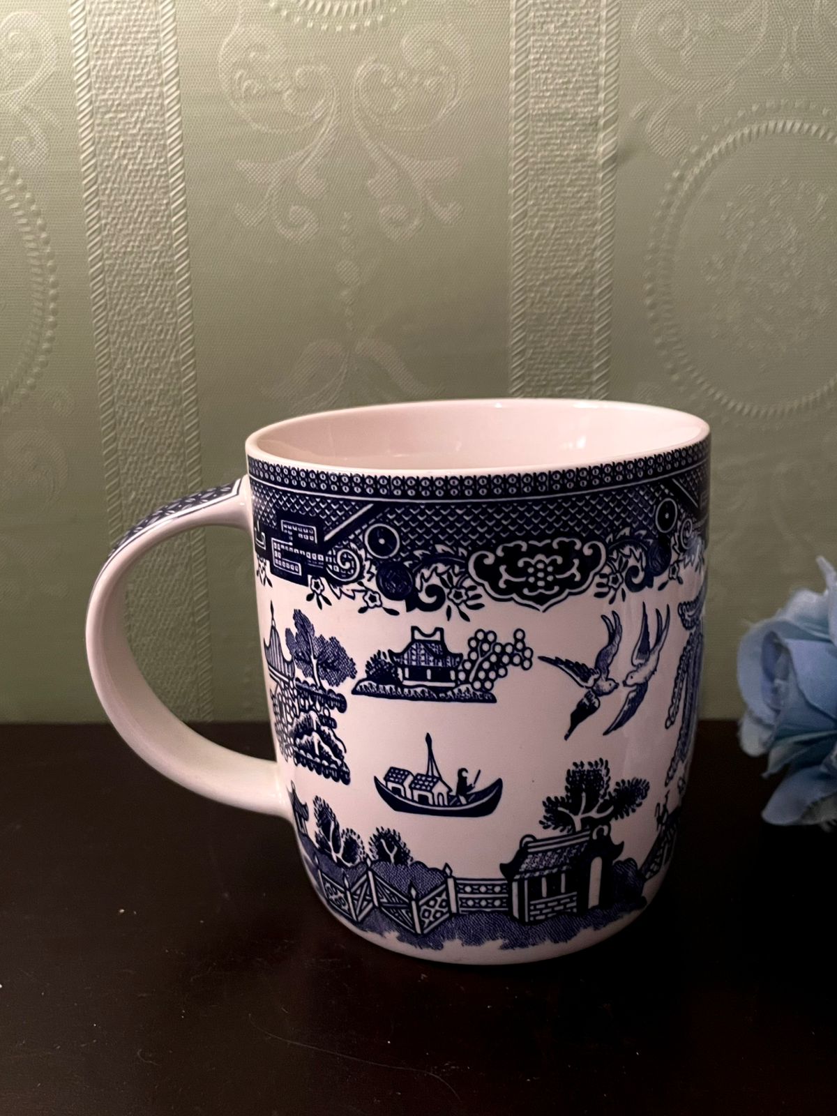 Churchill Blue Willow Ceramic Mug