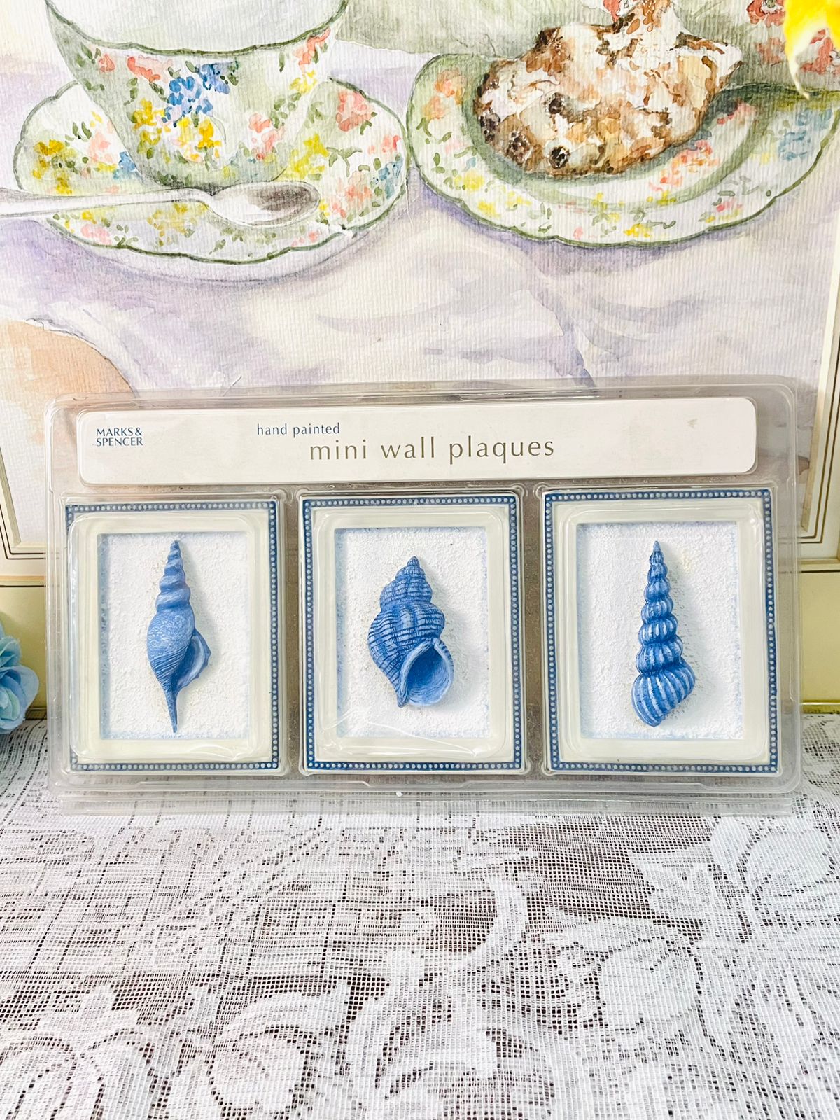 M&S Hand Painted Mini Shell Wall Plaques Set