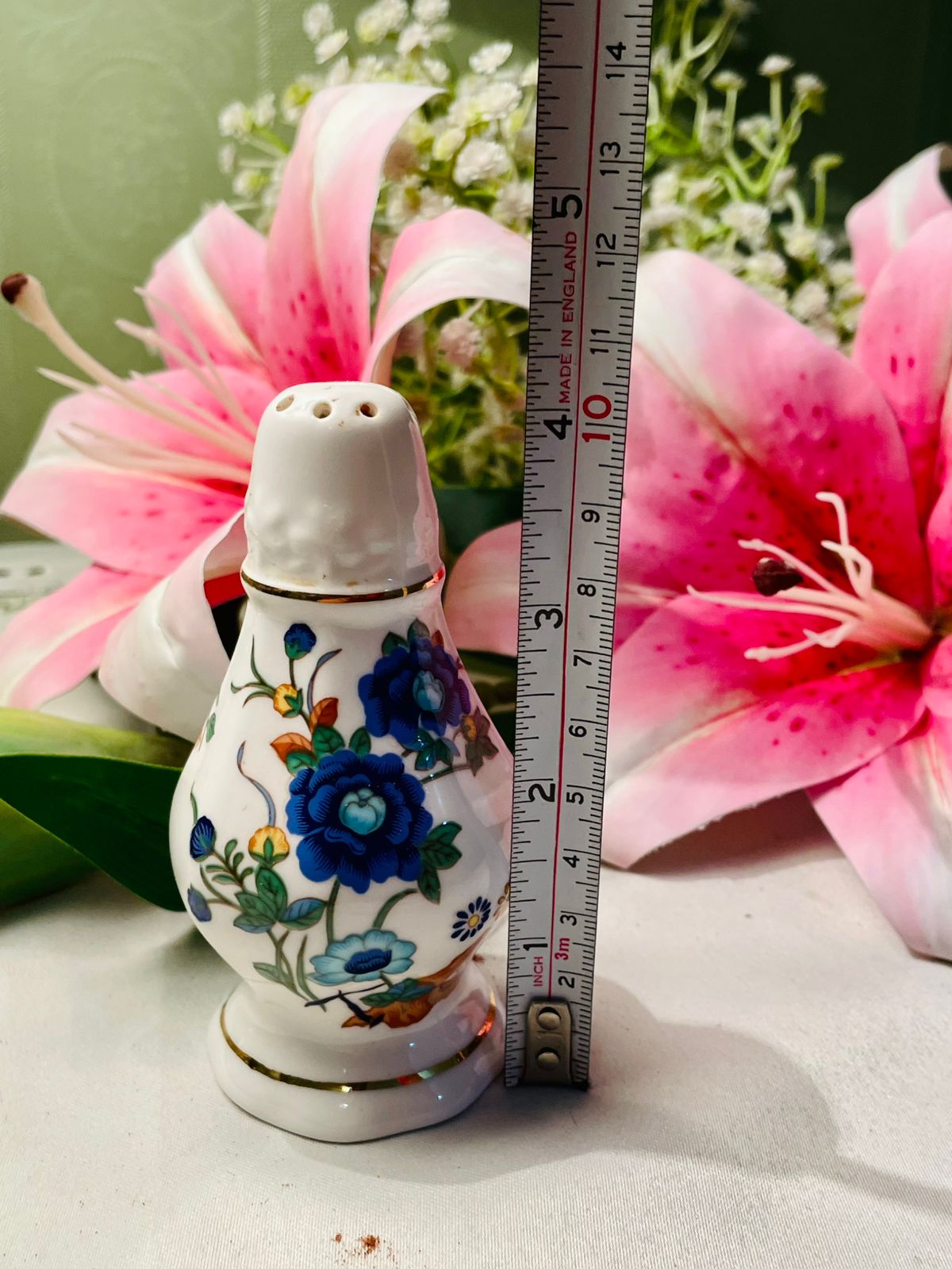 Aynsley Fine Bone China Floral Condiment Shaker 10cm