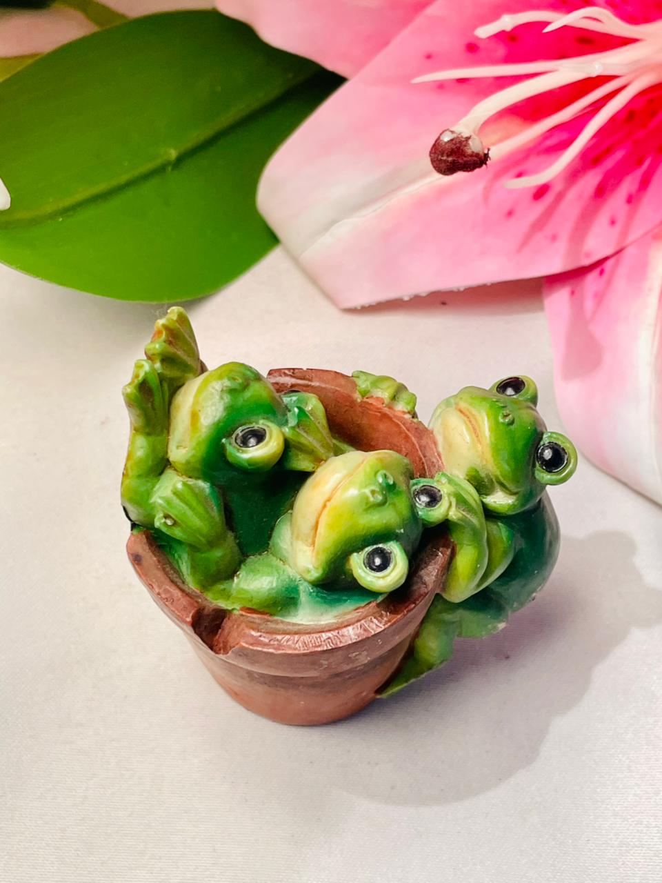 Green Frog Pot Miniature Decor 3 in