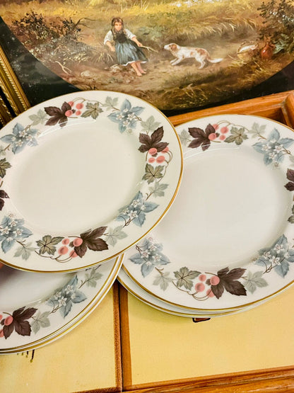 Set of 5 - Royal Doulton Quarter Plates – Fine Bone China, England