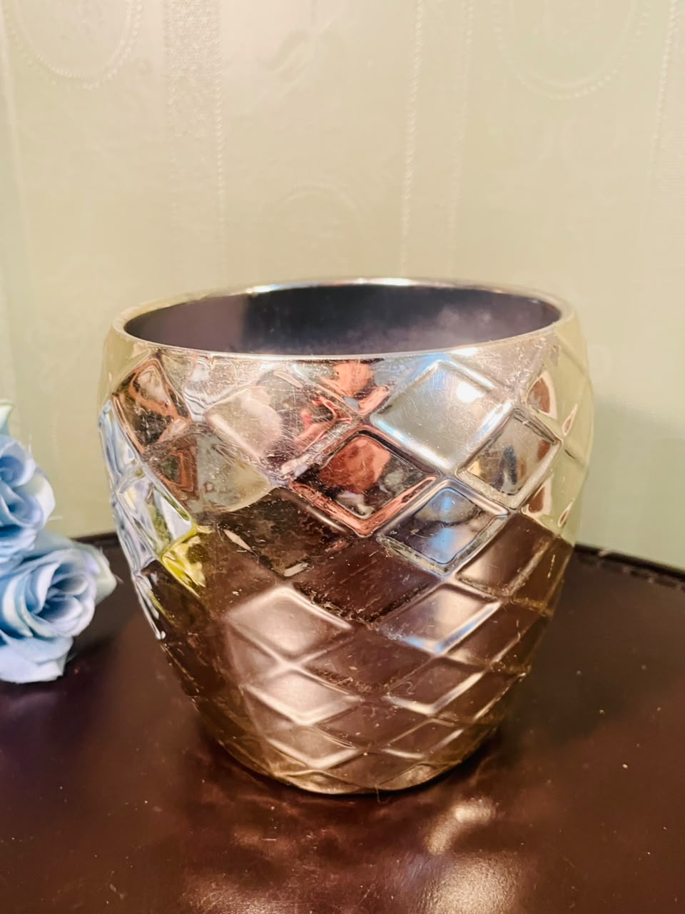 Silver Diamond Embossed Decorative Planter Pot – 6 Inch