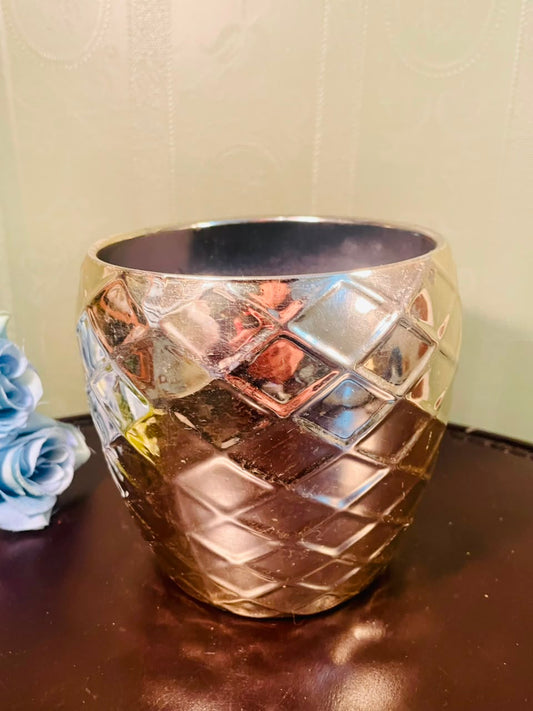 Silver Diamond Embossed Decorative Planter Pot – 6 Inch