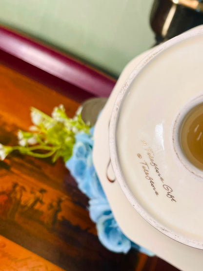 Cream & Gold Pedestal Serving Bowl – 16 cm
