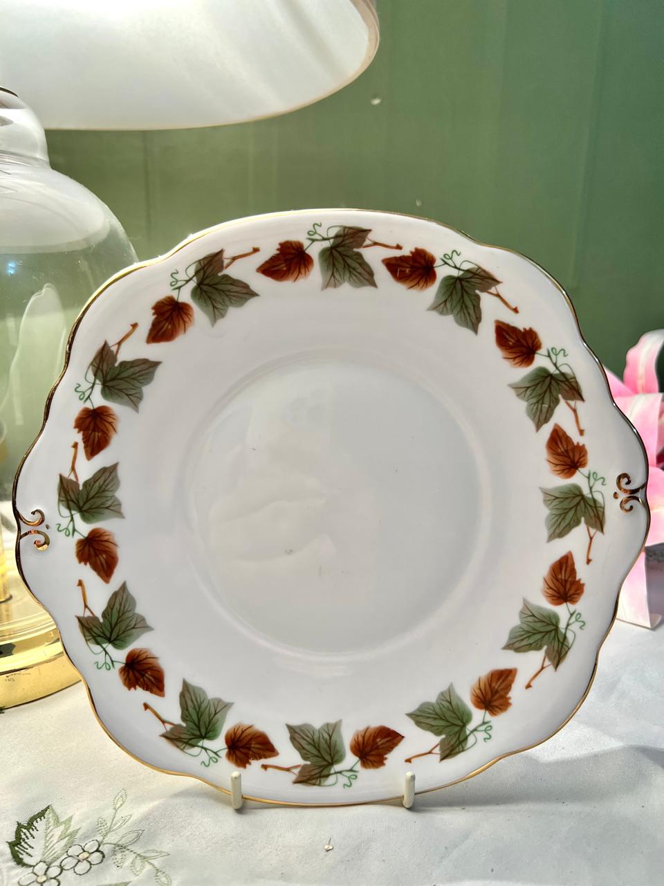 Duchess Ivy Leaf Fine Bone China Serving Plate – 9 Inch