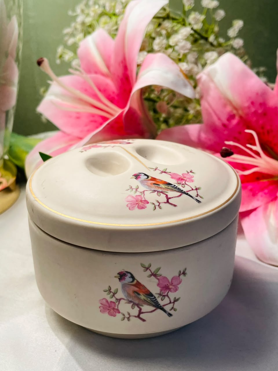 Porcelanas Ibis Floral Bird Lidded Porcelain Dish Approx. 10 cm