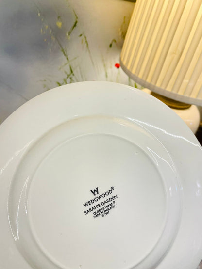 Wedgwood Sarah’s Garden Viola Tricolor Plate 8 in