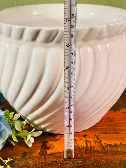 White Ribbed Ceramic Planter – 7 × 8 Inch