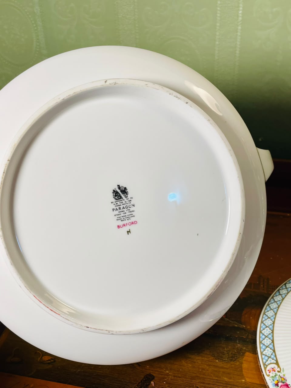 Paragon Burford English China Serving Bowl 9"