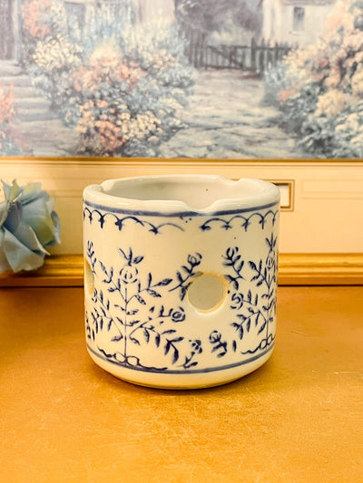 Culpeper Blue White Ceramic Planter Vintage Herb Pot