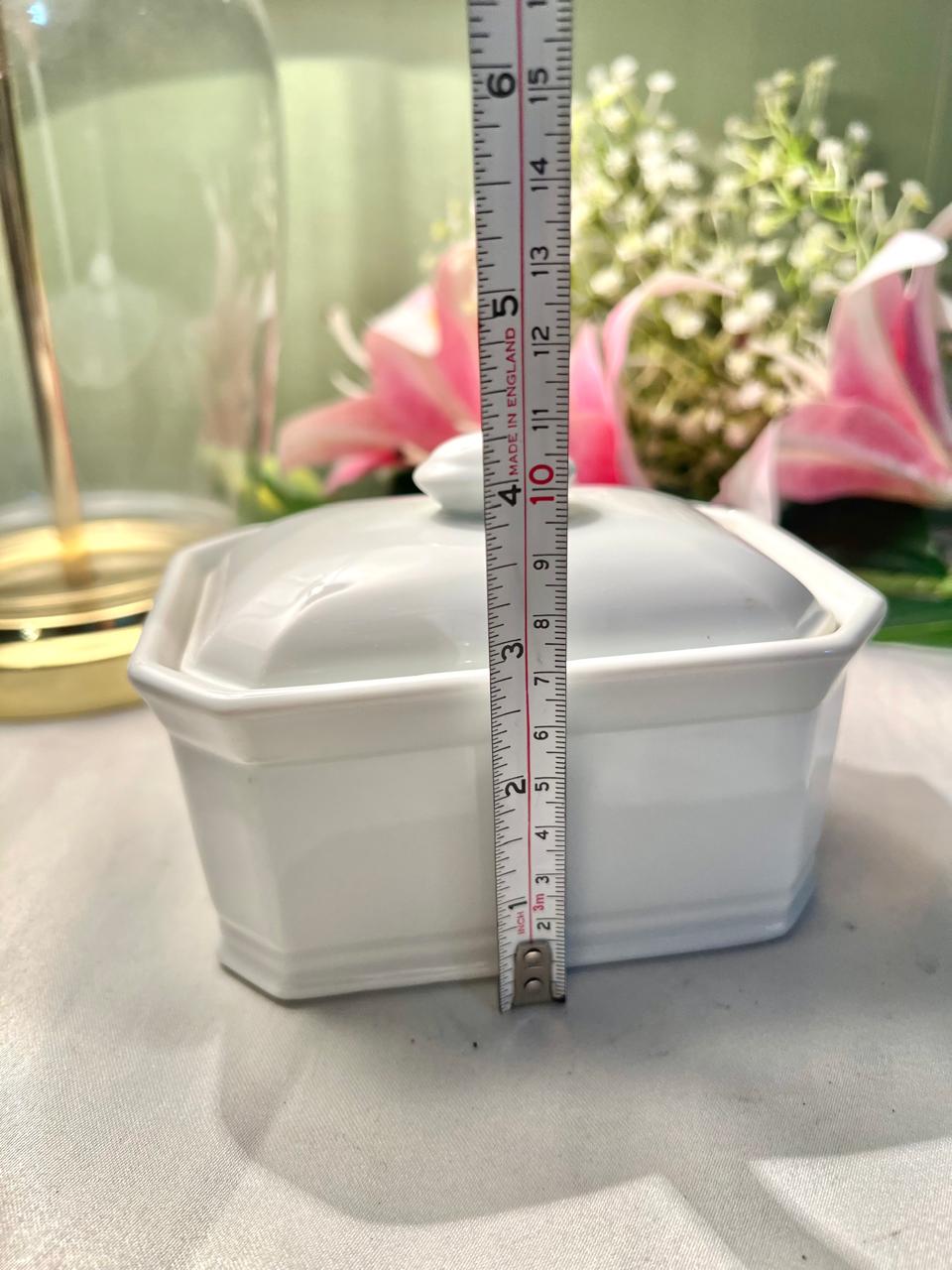 White Lidded Oven-Safe Casserole Dish 14 cm
