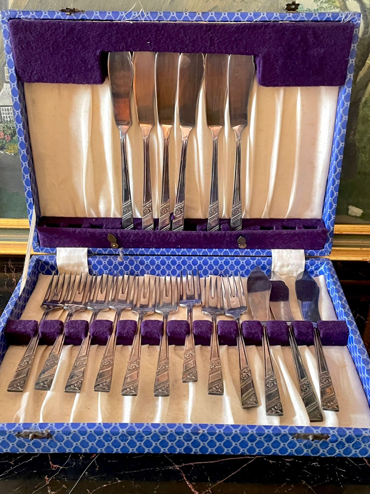 vintage cutlery set, silver plated forks knives, dessert cutlery england, boxed flatware set, european vintage tableware, collectible silverware pakistan, sunset kitchen decor, english tea party set, vintage dining collection, antique cutlery set pakistan