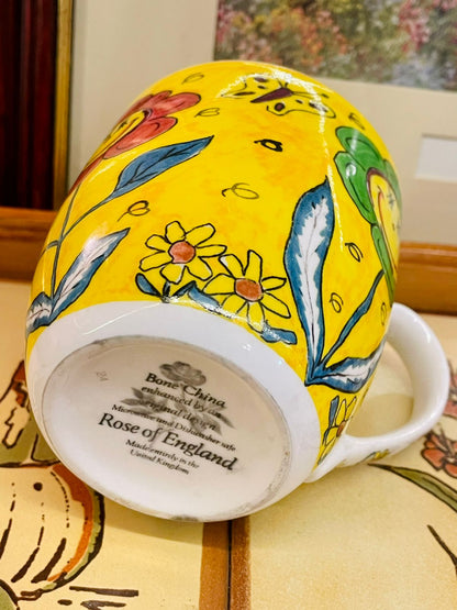 Rose of England Happy Flower Mug – Bone China – Bright Yellow