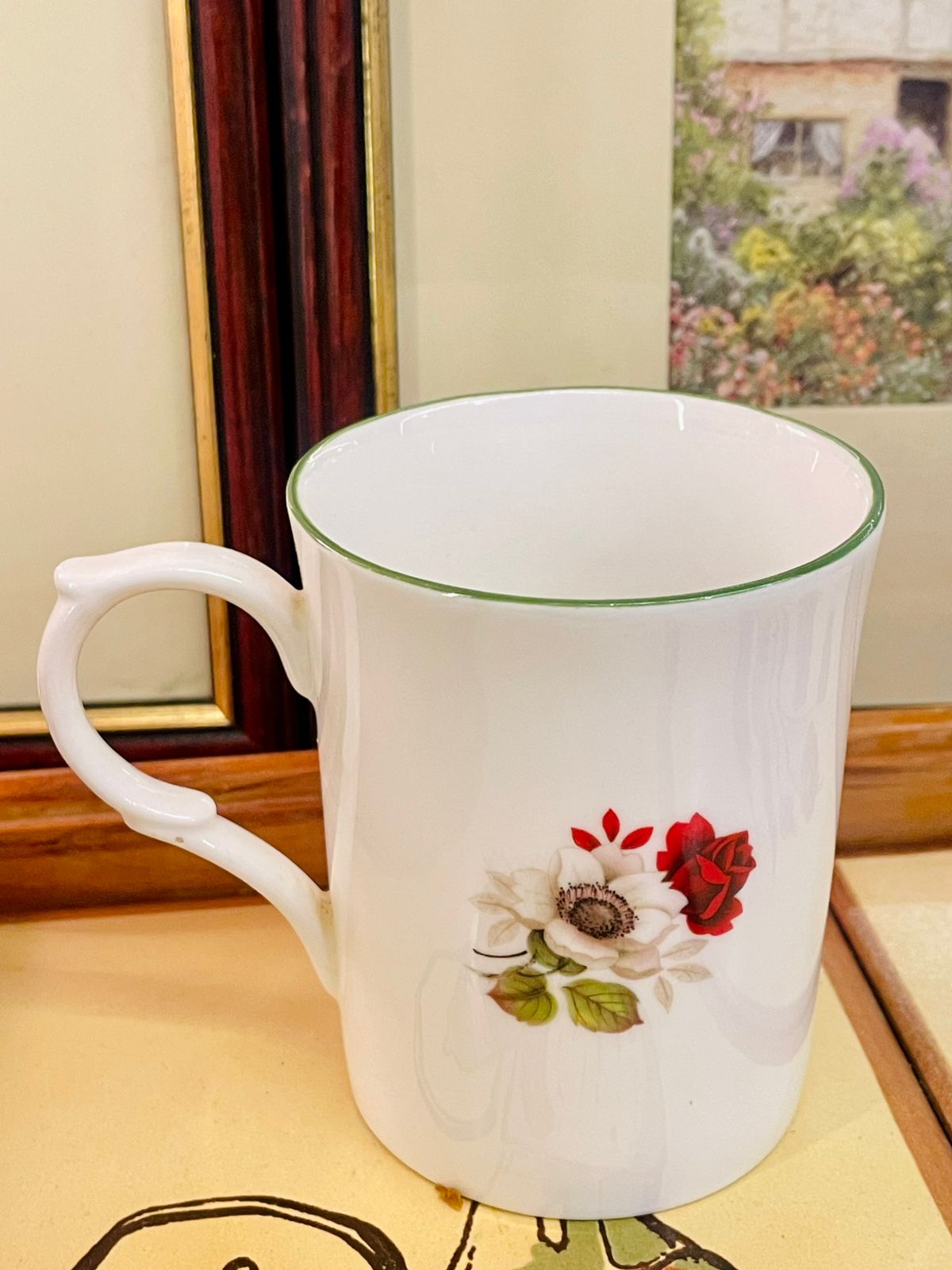 Kingsbury Fine Bone China Floral Mug – Made in England