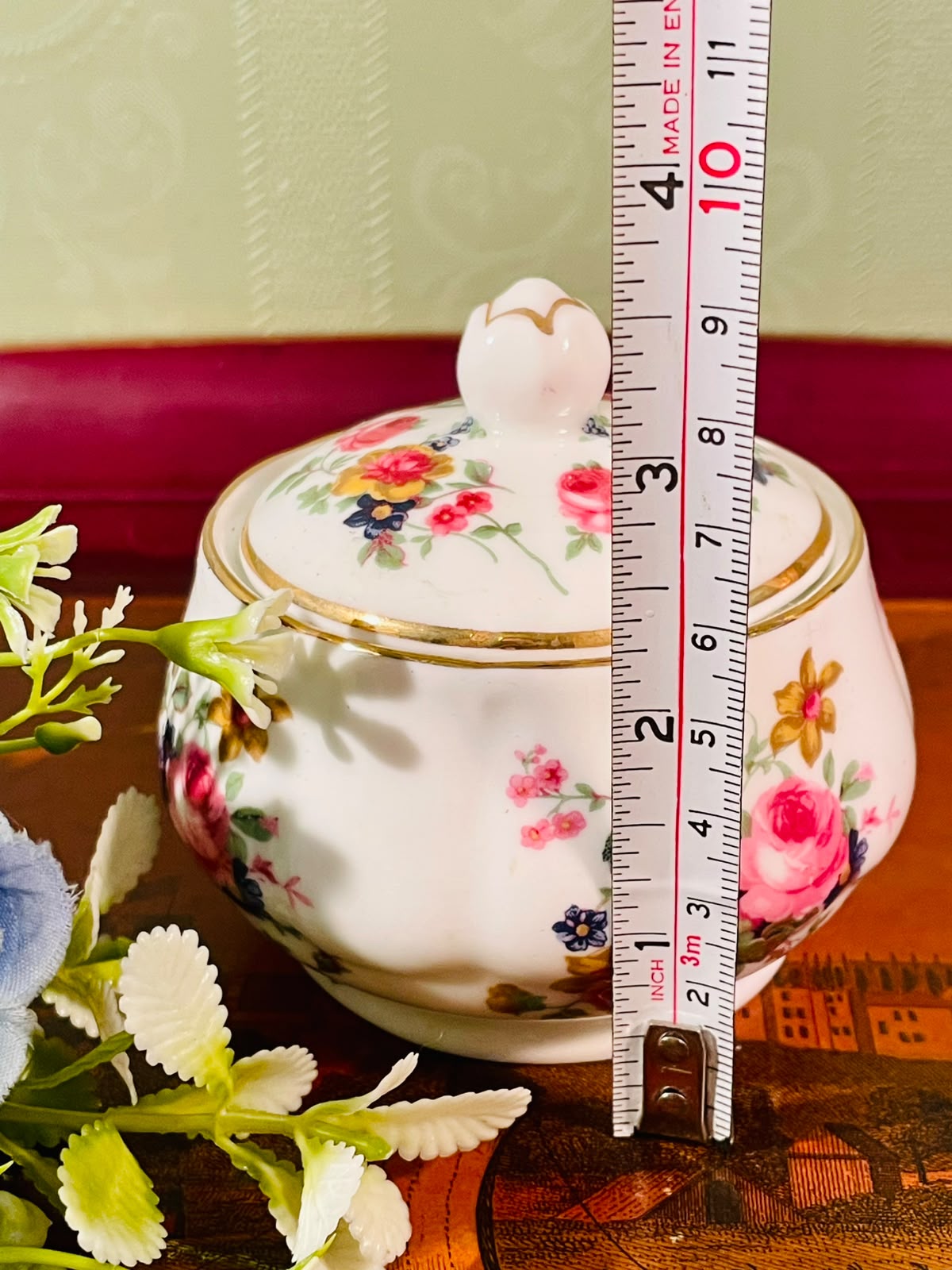 Floral Ceramic Sugar Bowl with Lid – 4 Inch