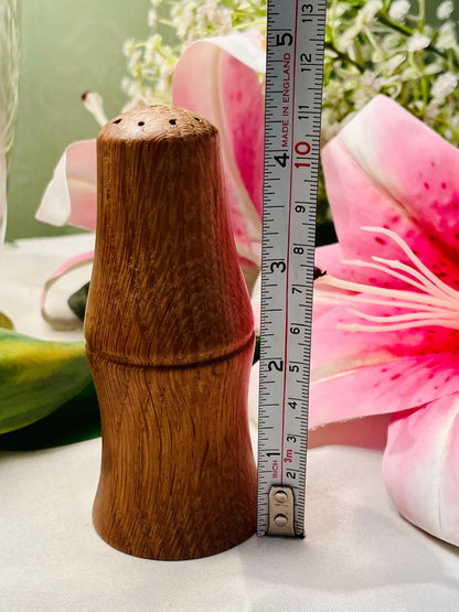 Wood-Effect Pepper Shaker 10 cm