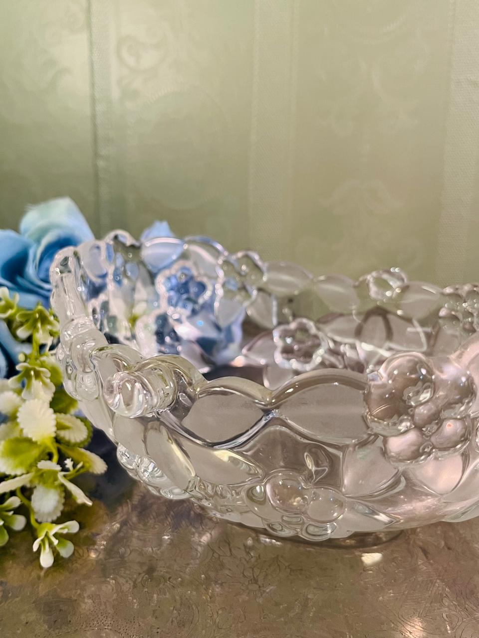 Vintage Pressed Crystal Floral Serving Bowl 20 cm Scalloped Rim