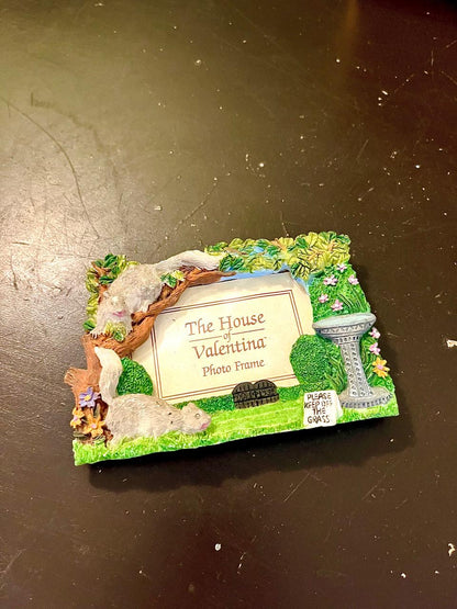 Vintage House of Valentin Resin Mouse Photo Frame – Garden Cottage Design