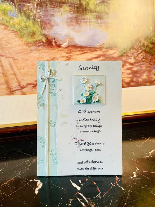 #serenityprayer
#inspirationaldecor
#motivationalplaque
#faithart
#tabletopdecor
#wallplaque
#homedecor
#vintageart
#englanddecor
#giftitem