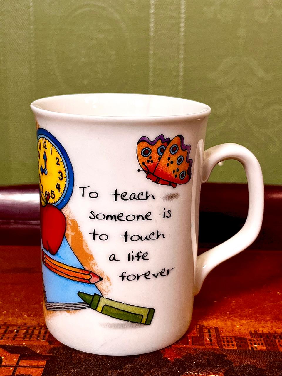 History & Heraldry “A Special Teacher” Bone China Mug – 4"