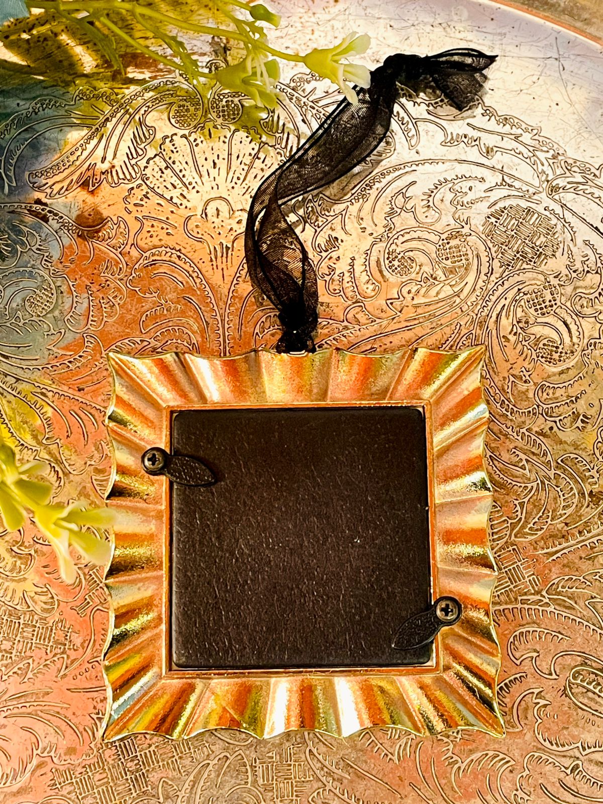Vintage Art Deco Style Gold Hanging Photo Frame Ornament