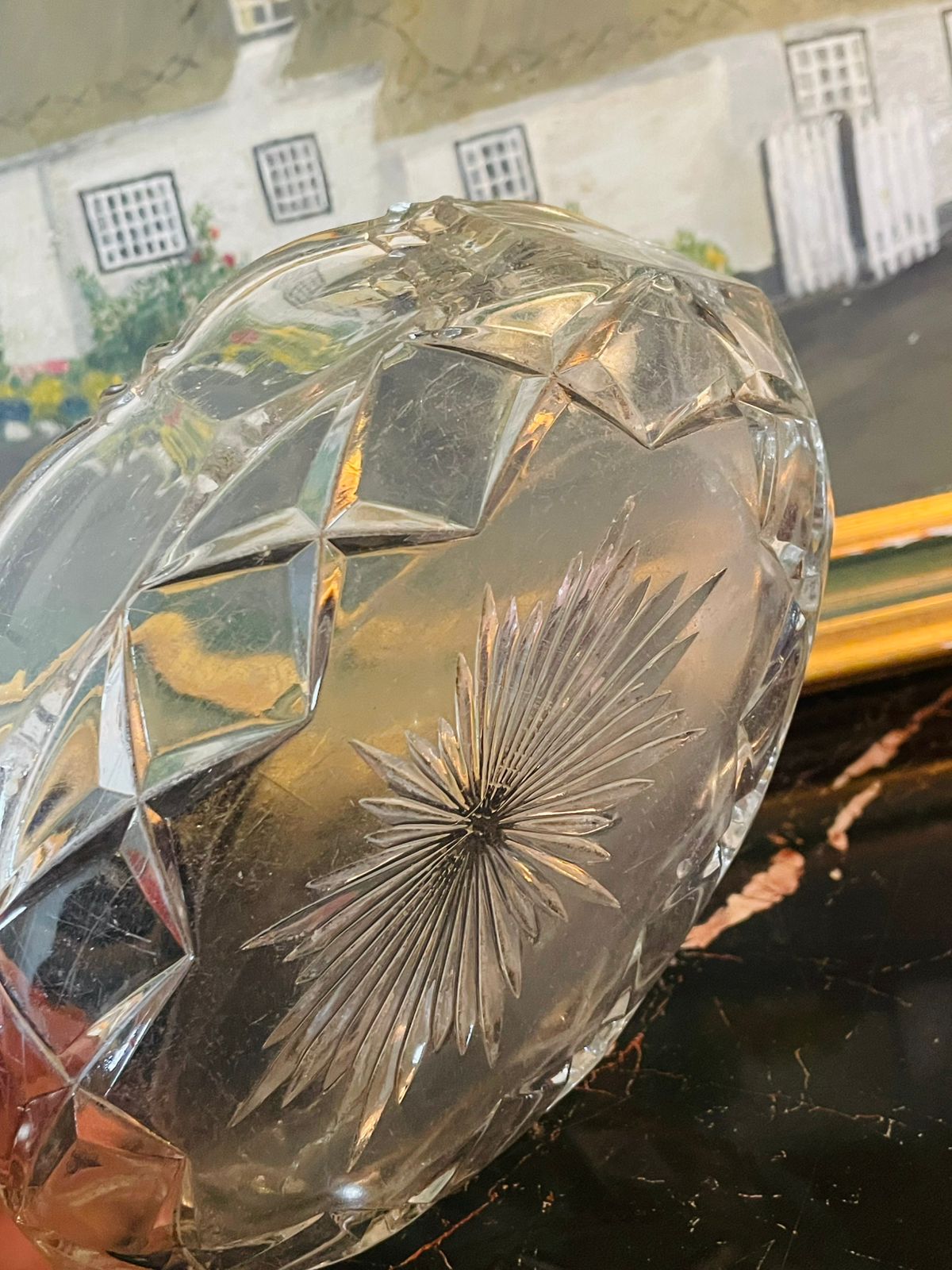 Vintage Pressed Glass Oval Dish – Scalloped Rim with Starburst Base