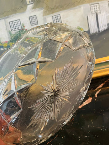 Vintage Pressed Glass Oval Dish – Scalloped Rim with Starburst Base