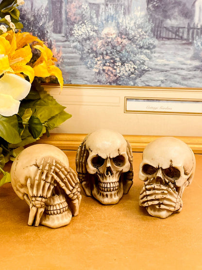 2.5 inches Three Wise Skulls Ornament Set Gothic Home Decor