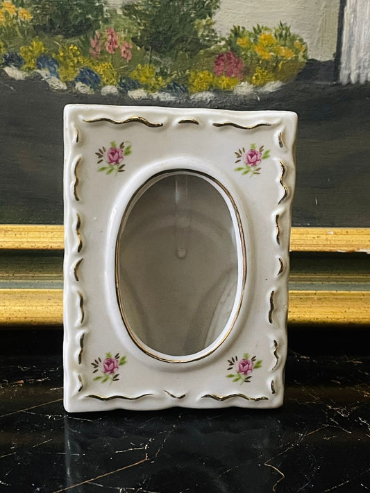 Mini Porcelain Bud Vase with Floral Design – 4.5” Vintage Style | Made in England