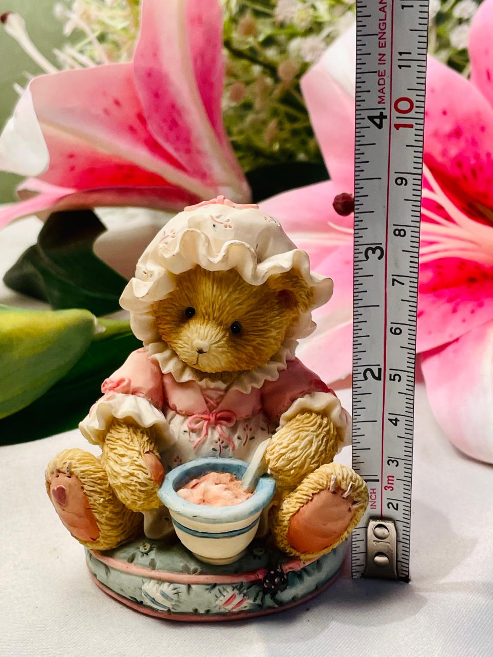 Vintage Teddy Bear Baking Figurine 8 cm