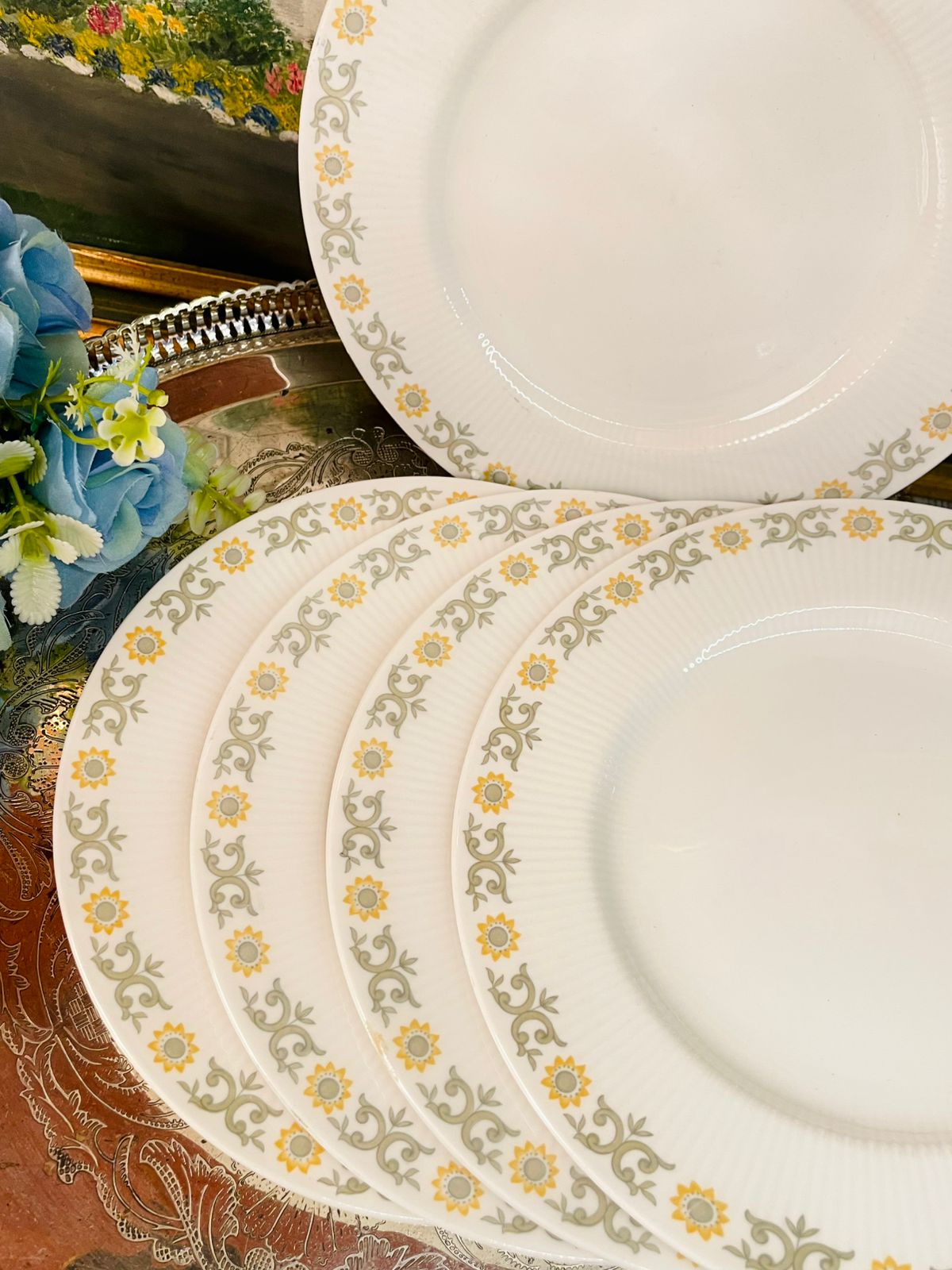 Vintage Paragon English Bone China Medium Plates – 5-Piece Set