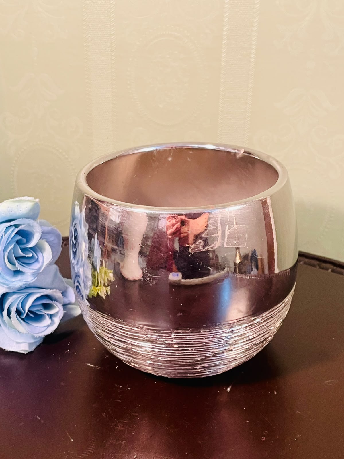 Silver Metallic Textured Ceramic Plant Pot – 4.5 Inch