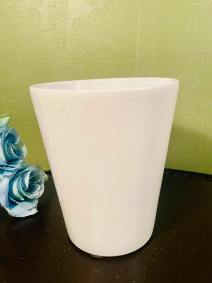 Modern White Geometric Ceramic Vase – 5 Inch