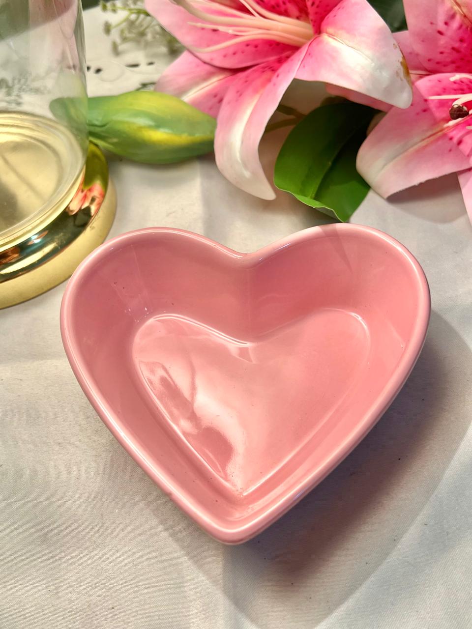 Pink Heart-Shaped Ceramic Serving Bowl – 5 Inch