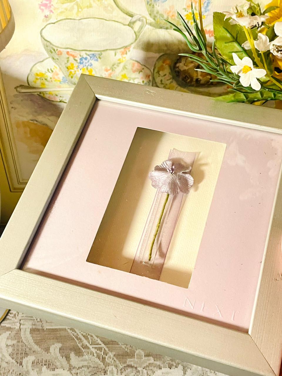 Framed Pressed Flower Art — Pastel Wall Decor (10 in)
