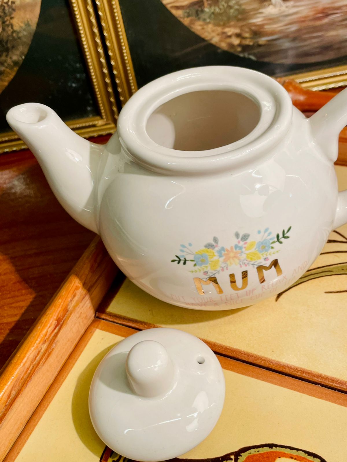 Sweet “MUM” Floral Ceramic Teapot – White – Gift For Mum / Mother’s Day Present