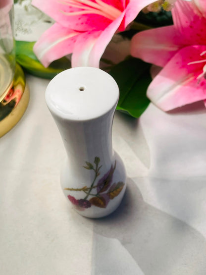 Royal Worcester Vintage Floral Berry Ceramic Shaker White Approx. 12 cm