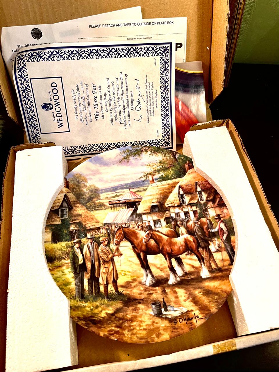 Vintage English Horse Fair Collector Plate 20 cm Boxed