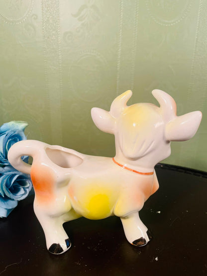 Vintage Cow-Shaped Ceramic Planter – 5 Inch