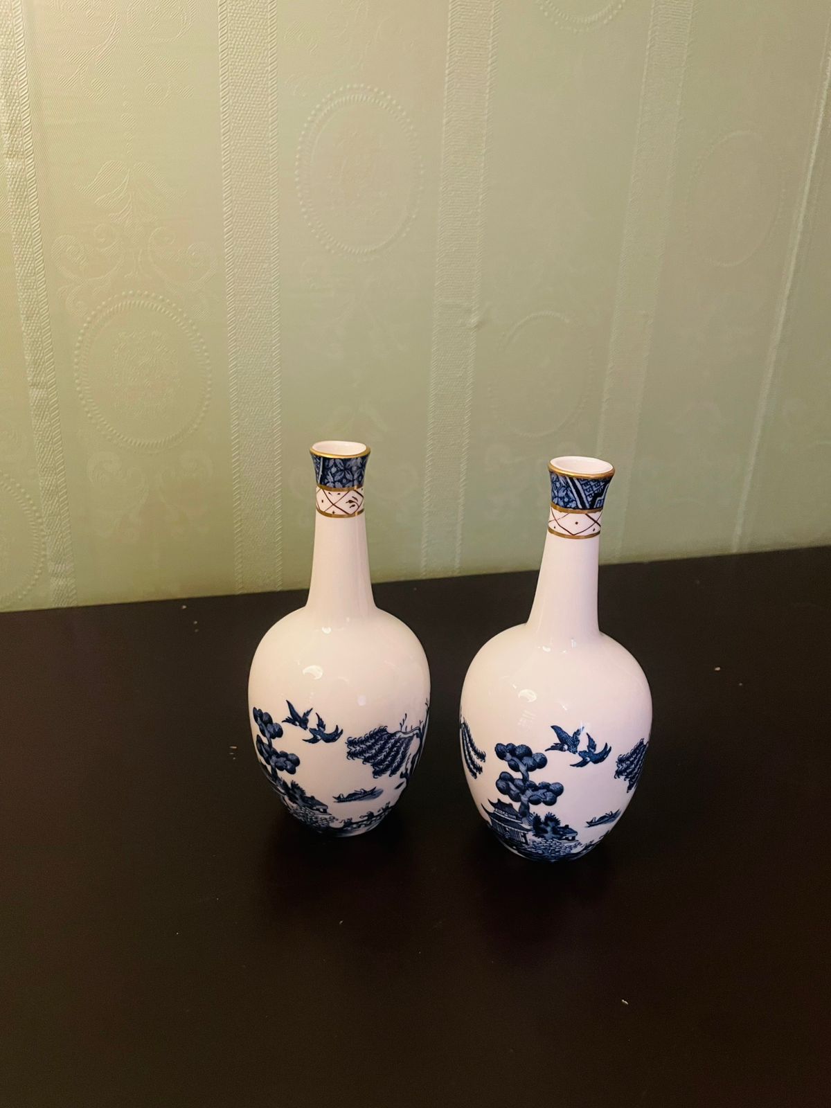 Royal Taiwan Blue Willow Bud Vases Pair 5.5 Inch